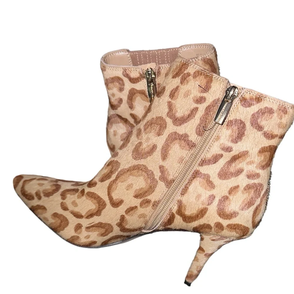 NEW Vince Camuto Ambind Bootie Calf Hair Leather